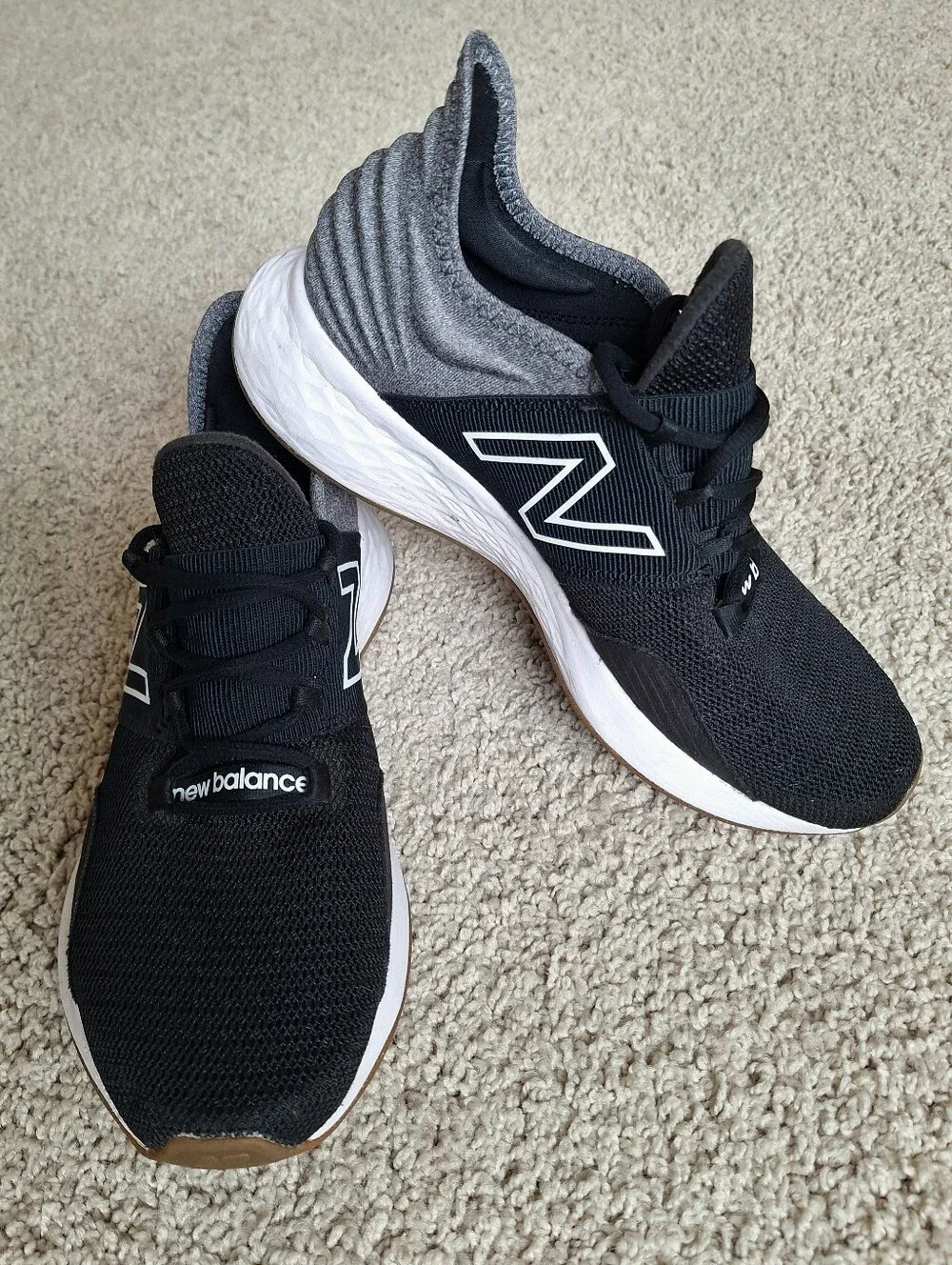 New Balance Fresh Foam Roav Women's Black Gray Cushioned Running Shoes Size 8.5
